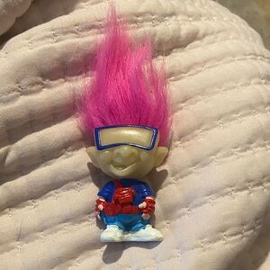 1993 Burger King troll Figure with Pink Hair and Blue Outfit